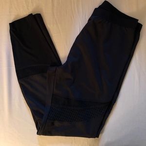 Forever 21+ Black Leggings w/Mesh details- Size 1X